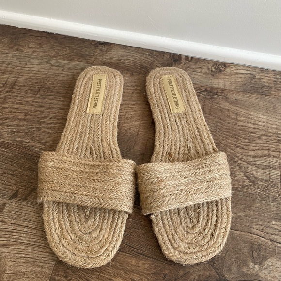 Raffia Sandals - Picture 1 of 3